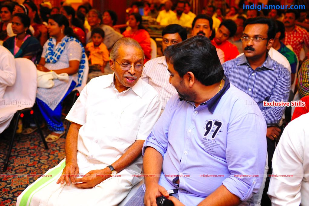 Swaralaya Eenam Awards Event hd photo