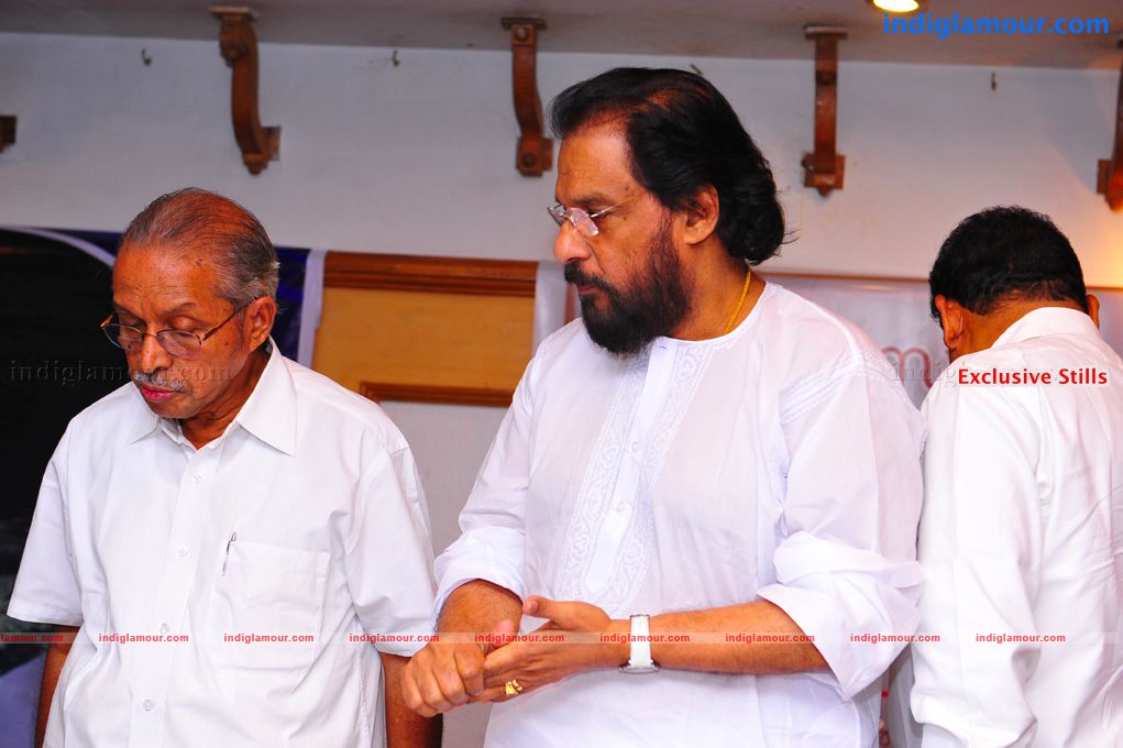 Swaralaya Eenam Awards Event hd photo