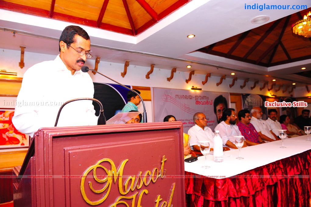 Swaralaya Eenam Awards Event hd photo
