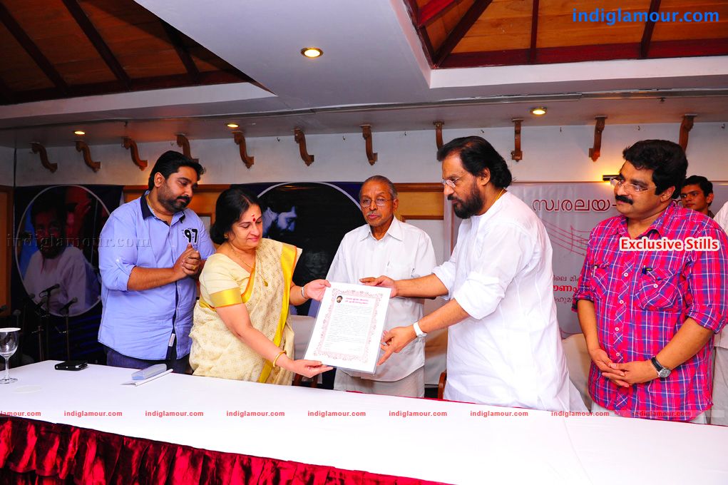 Swaralaya Eenam Awards Event hd photo