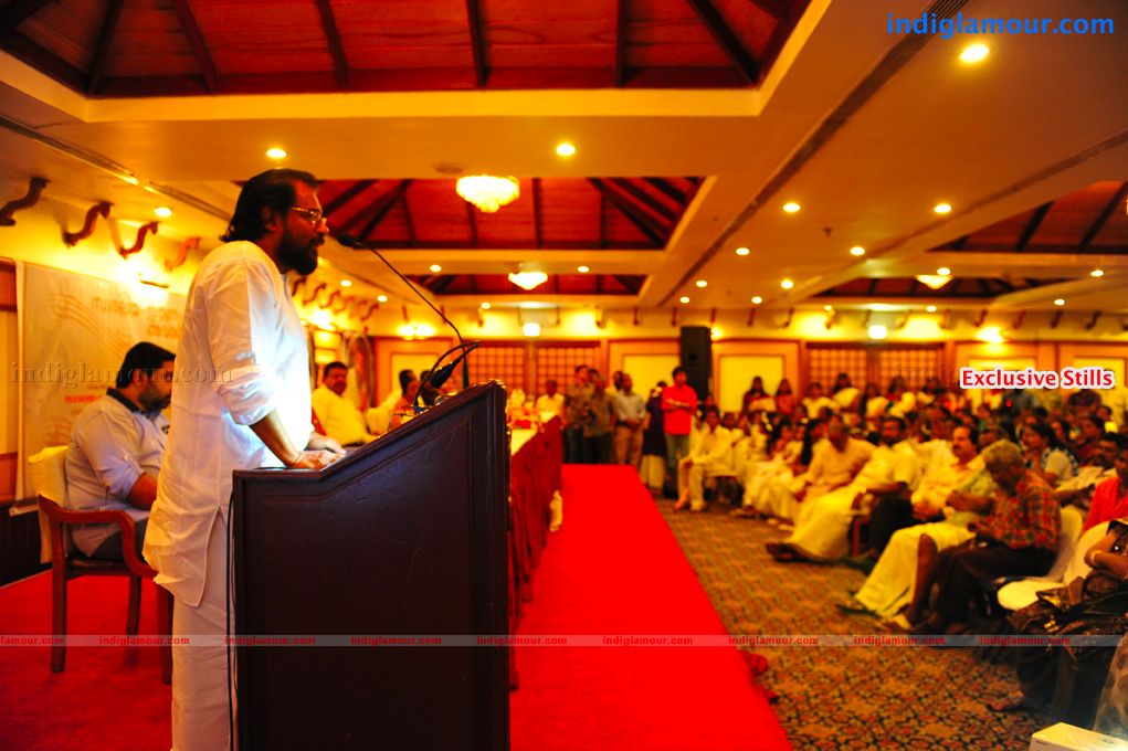 Swaralaya Eenam Awards Event hd photo