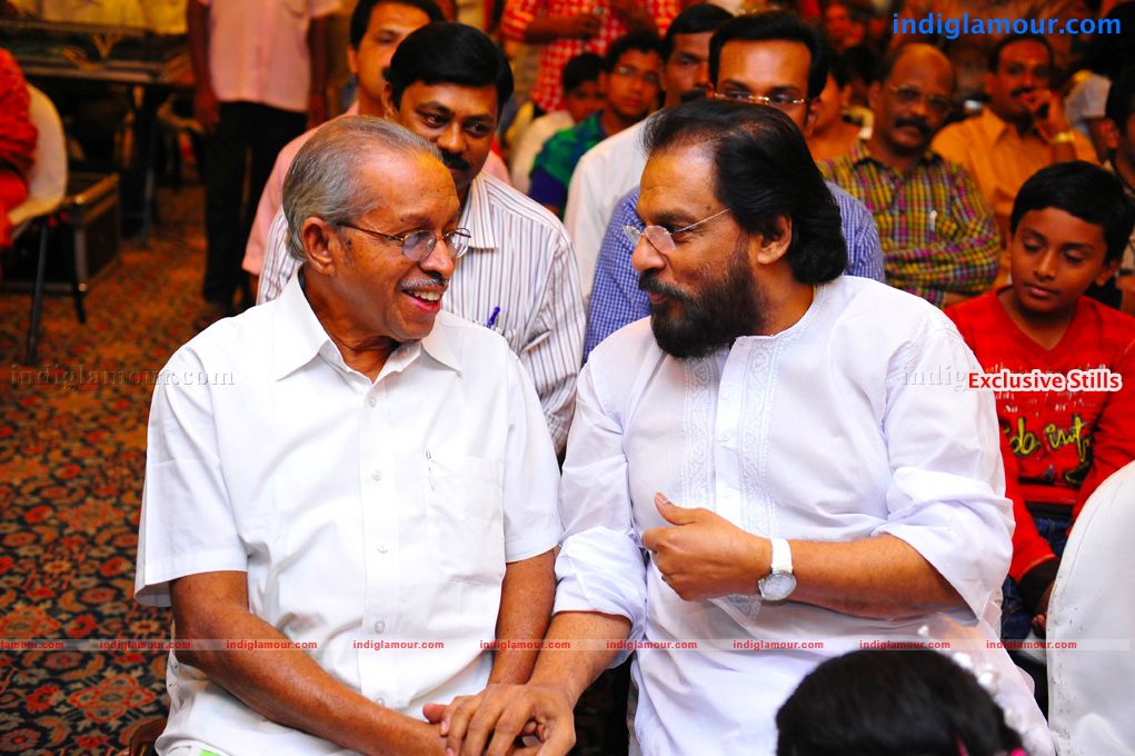 Swaralaya Eenam Awards Event hd photo