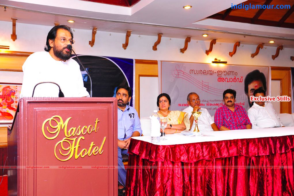 Swaralaya Eenam Awards Event hd photo