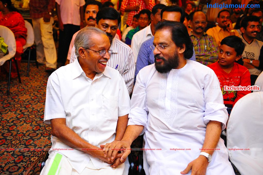 Swaralaya Eenam Awards Event hd photo