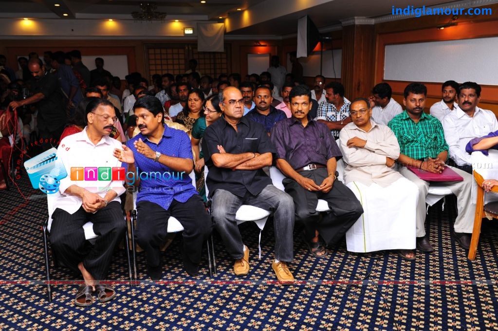 Senani Sethuvum Bhamayum Movie Pooja Event hd photo