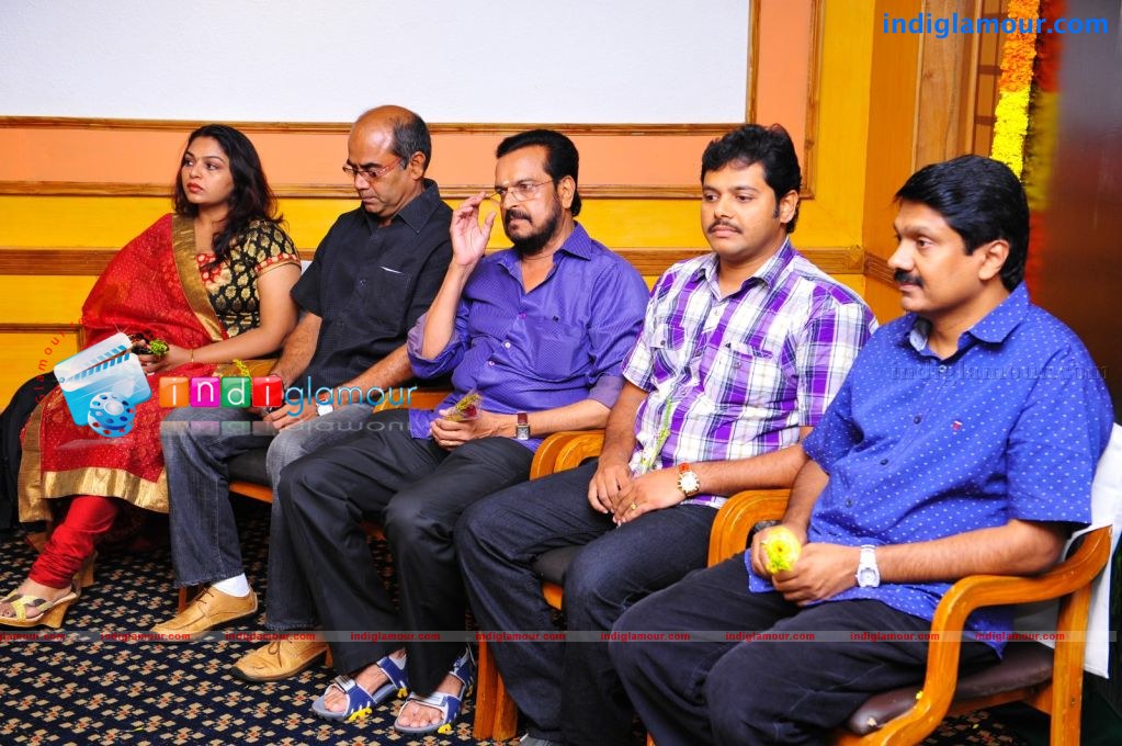 Senani Sethuvum Bhamayum Movie Pooja Event hd photo