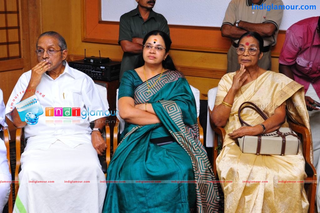 Senani Sethuvum Bhamayum Movie Pooja Event hd photo