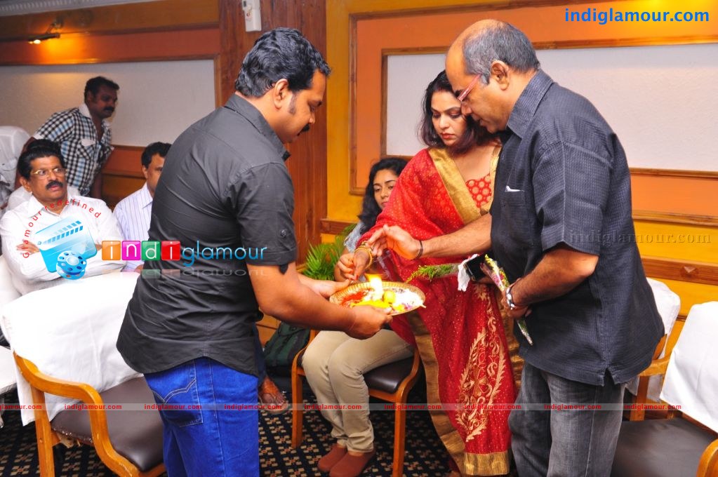 Senani Sethuvum Bhamayum Movie Pooja Event hd photo