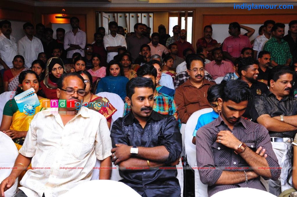 Senani Sethuvum Bhamayum Movie Pooja Event hd photo