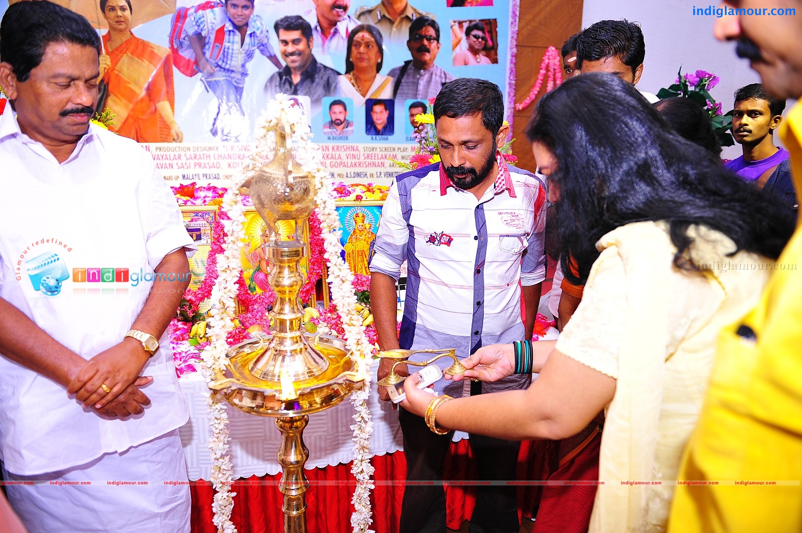 Lakshmi Vilasam Ranuka makan Raghuraman pooja stills Event hd photo