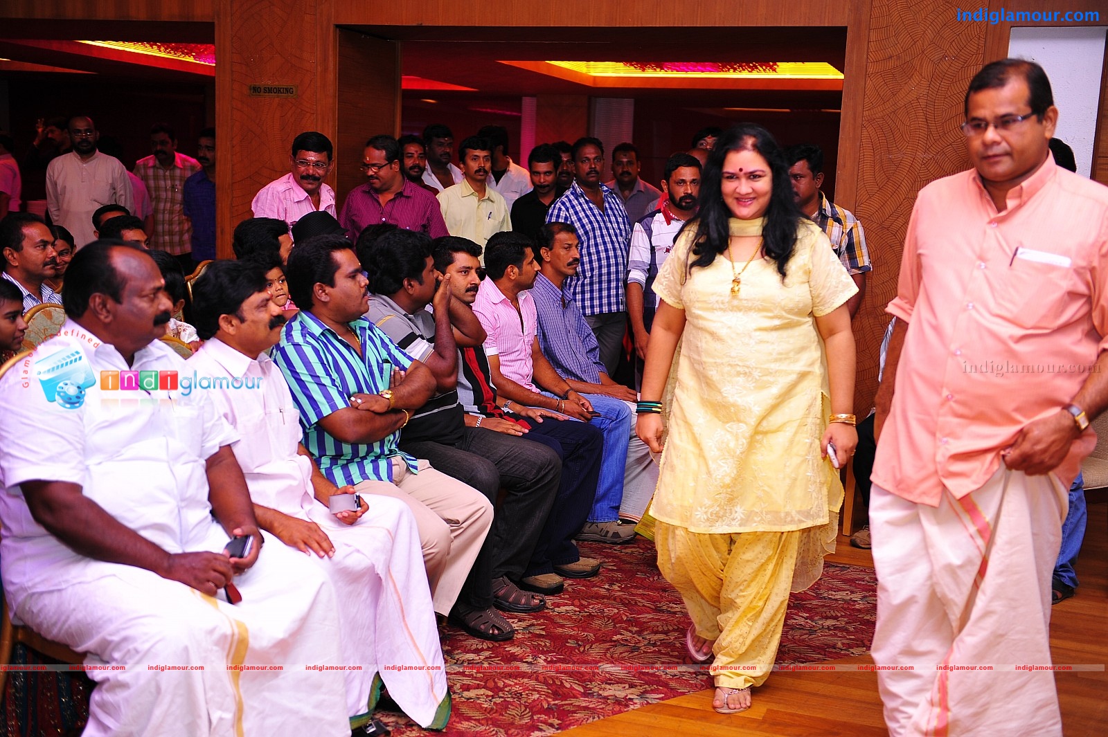 Lakshmi Vilasam Ranuka makan Raghuraman pooja stills Event hd photo