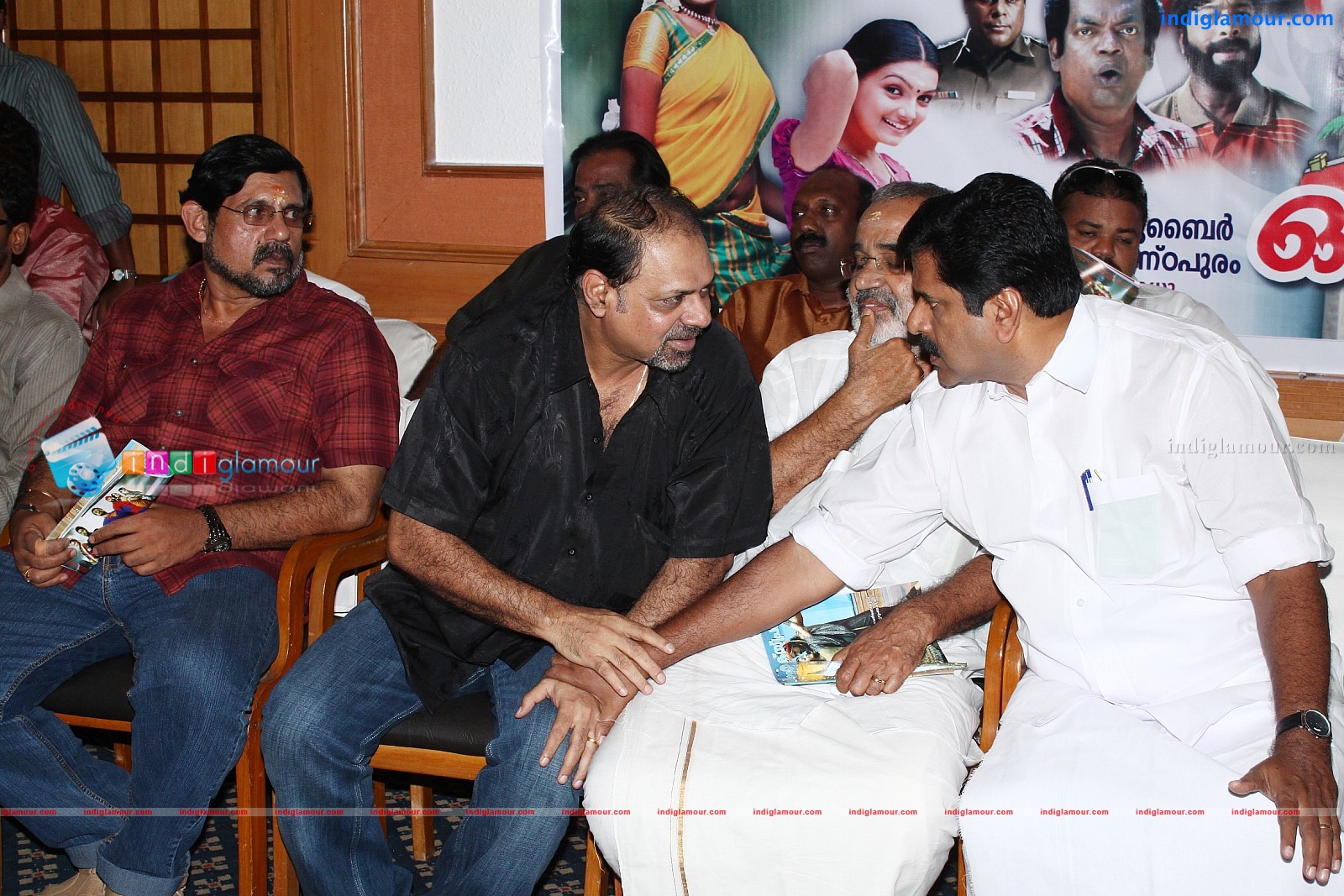 Oru Kudumba Chitram Movie Pooja Event hd photo