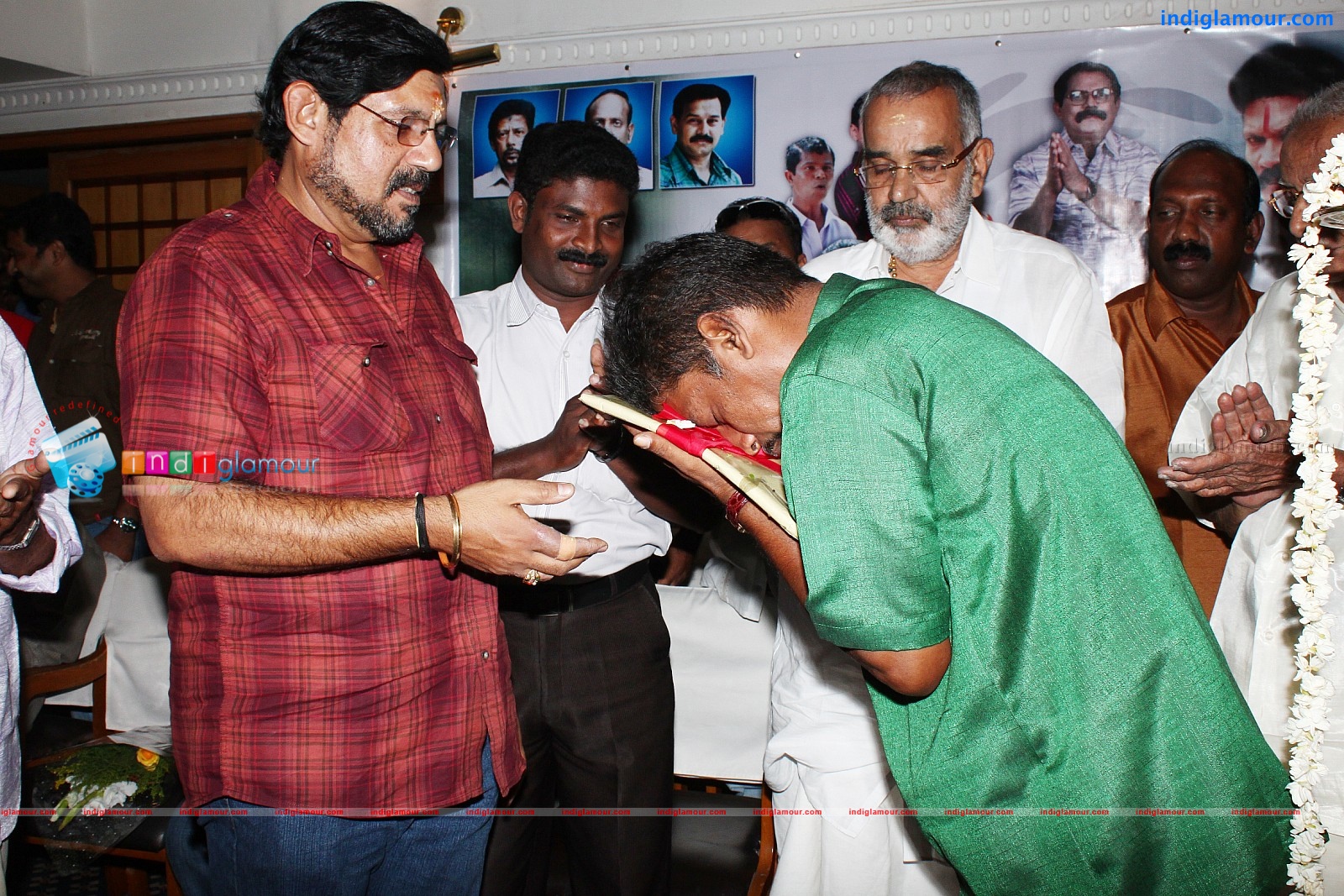 Oru Kudumba Chitram Movie Pooja Event hd photo
