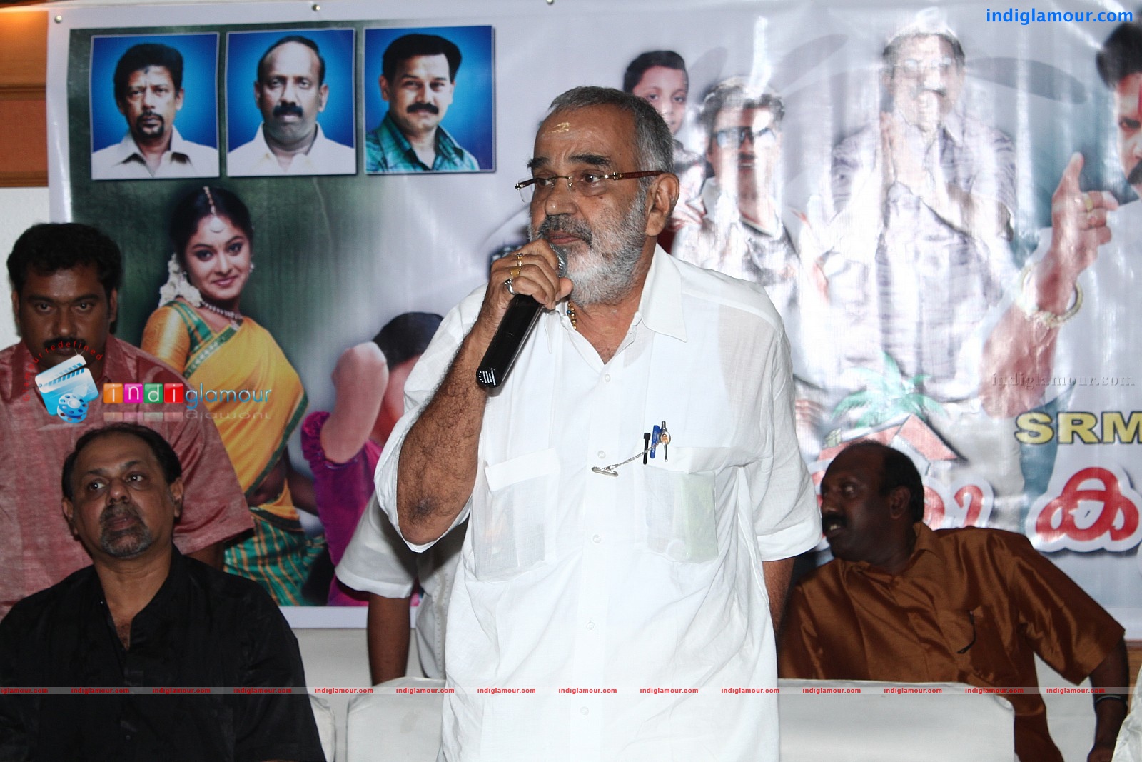 Oru Kudumba Chitram Movie Pooja Event hd photo