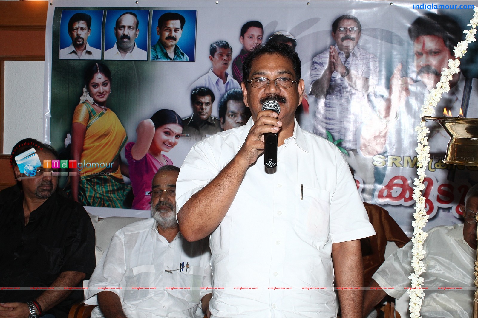 Oru Kudumba Chitram Movie Pooja Event hd photo