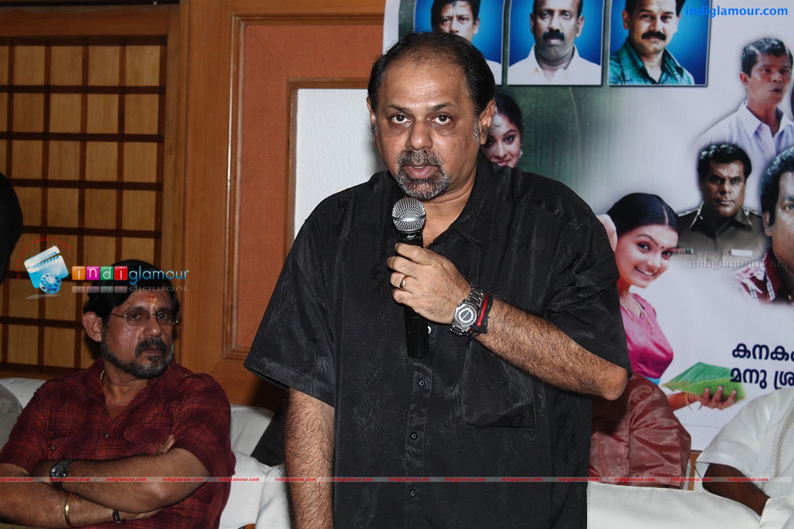 Oru Kudumba Chitram Movie Pooja Event hd photo