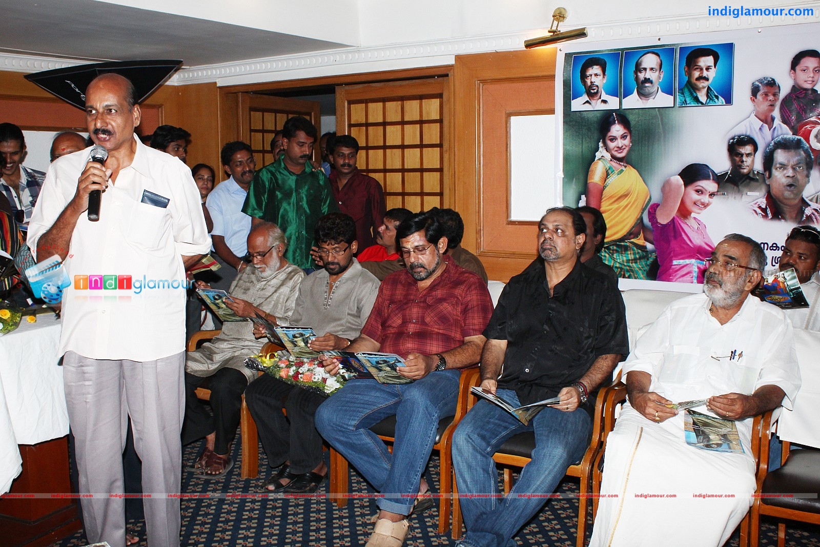 Oru Kudumba Chitram Movie Pooja Event hd photo