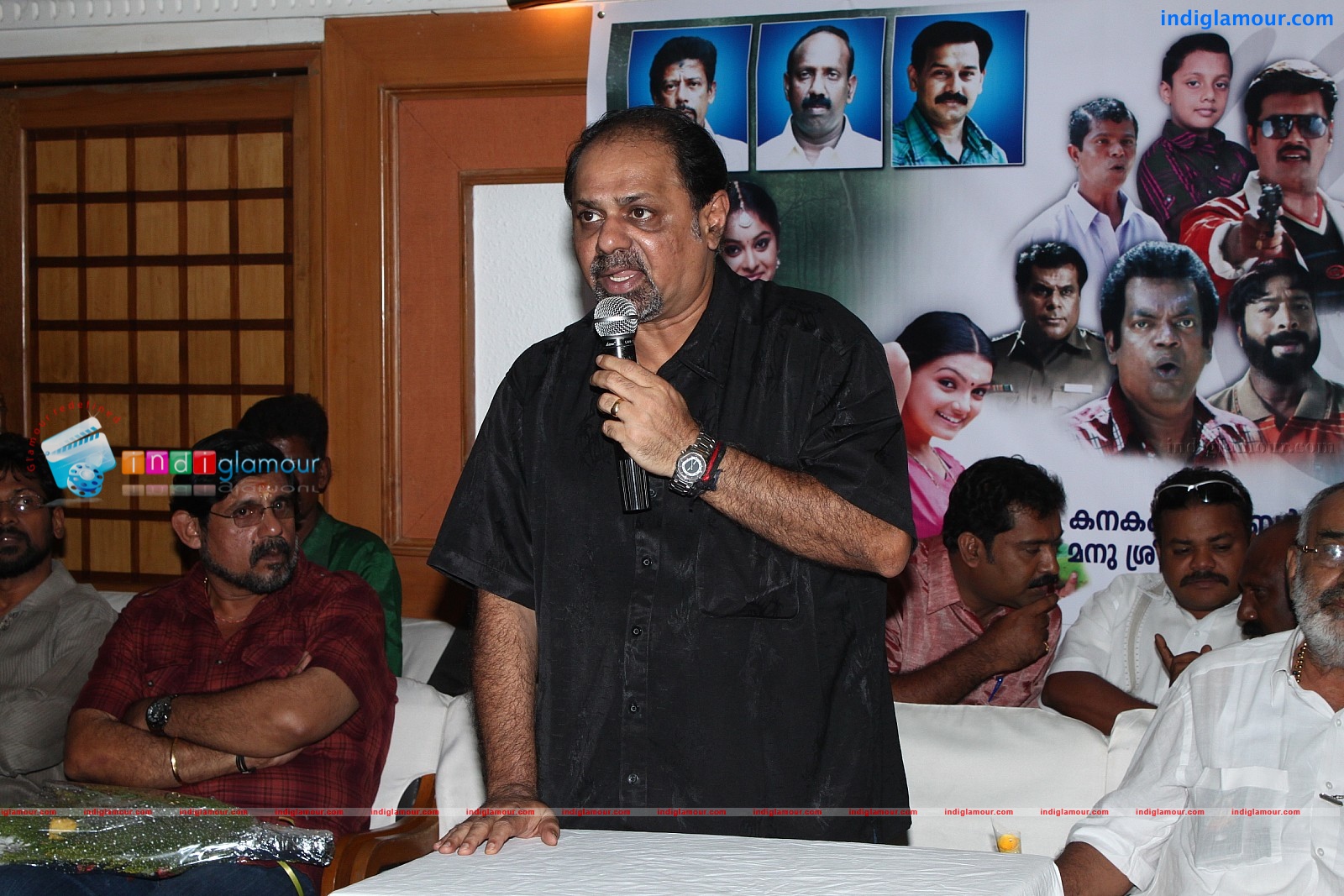 Oru Kudumba Chitram Movie Pooja Event hd photo