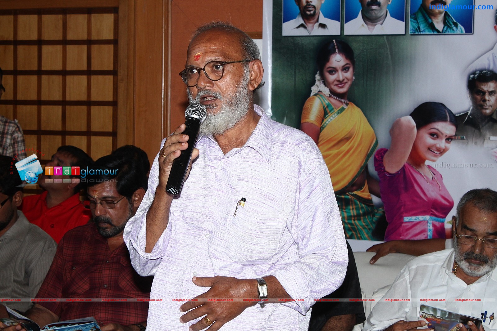 Oru Kudumba Chitram Movie Pooja Event hd photo