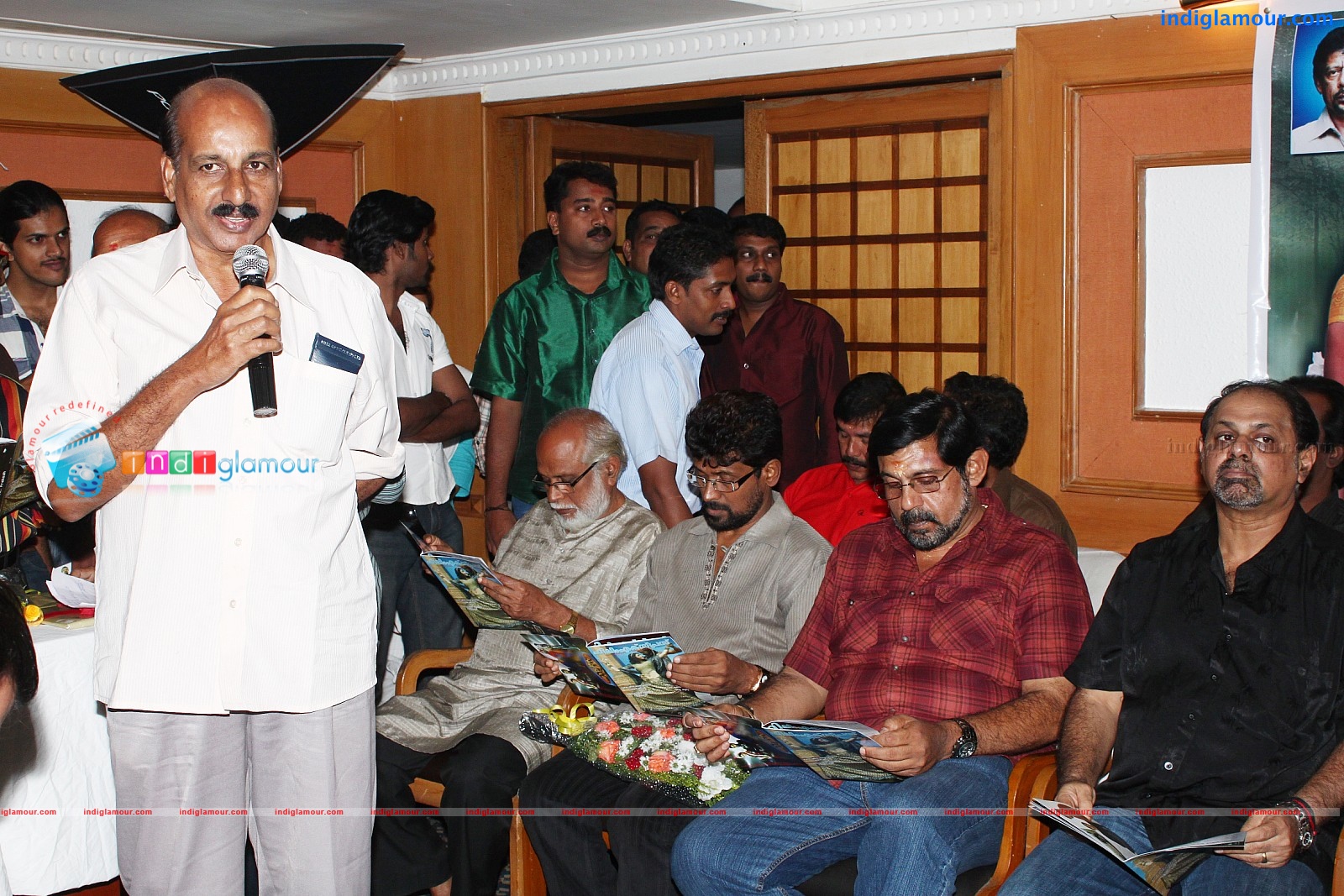 Oru Kudumba Chitram Movie Pooja Event hd photo