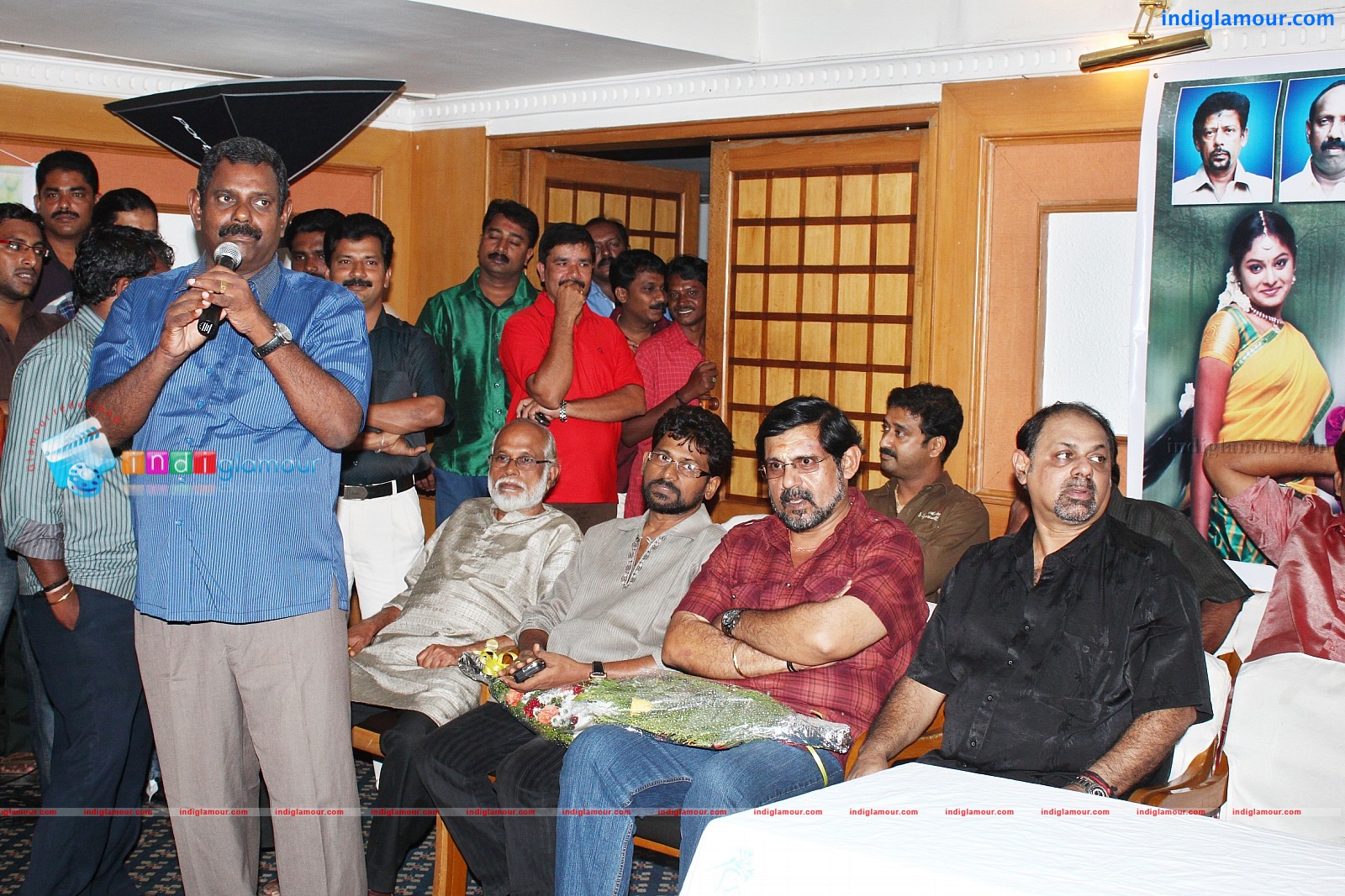 Oru Kudumba Chitram Movie Pooja Event hd photo