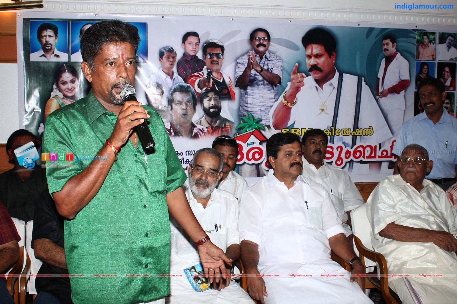 Oru Kudumba Chitram Movie Pooja Event hd photo