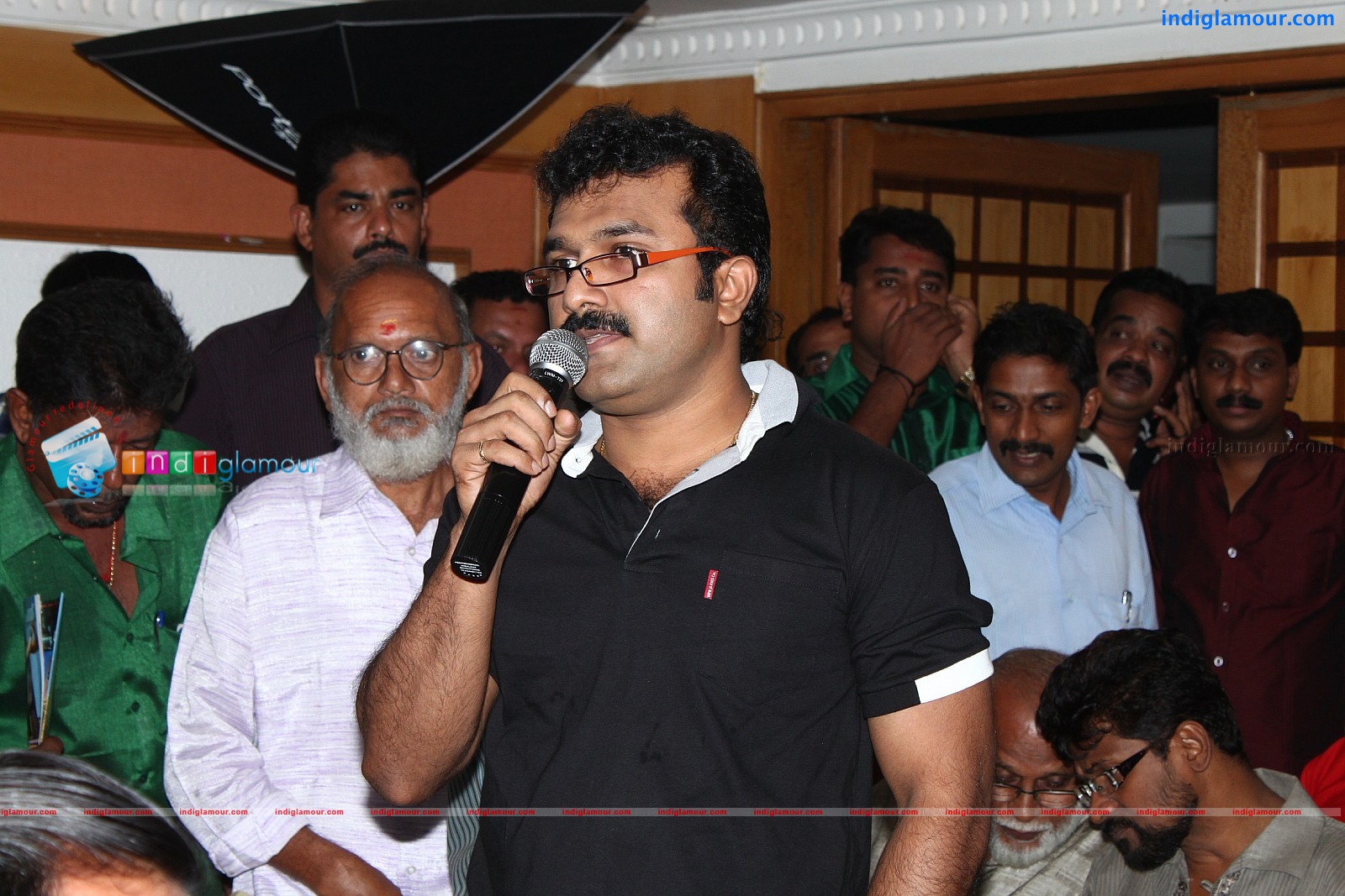Oru Kudumba Chitram Movie Pooja Event hd photo
