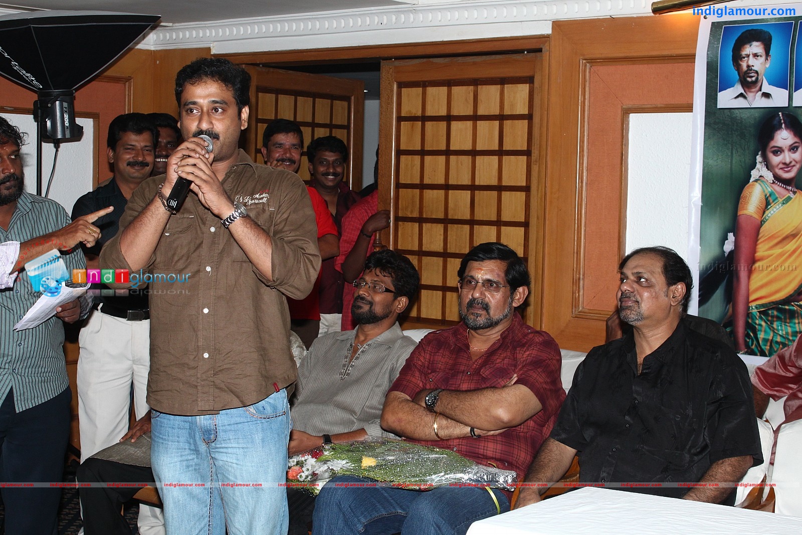 Oru Kudumba Chitram Movie Pooja Event hd photo