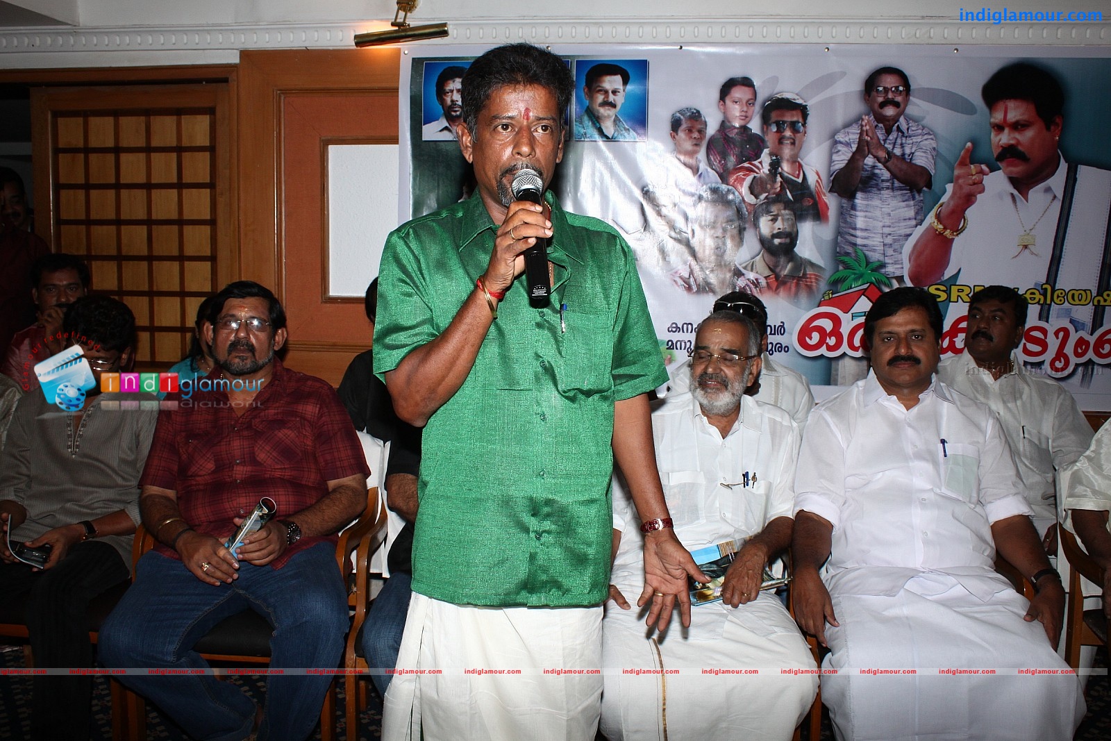 Oru Kudumba Chitram Movie Pooja Event hd photo