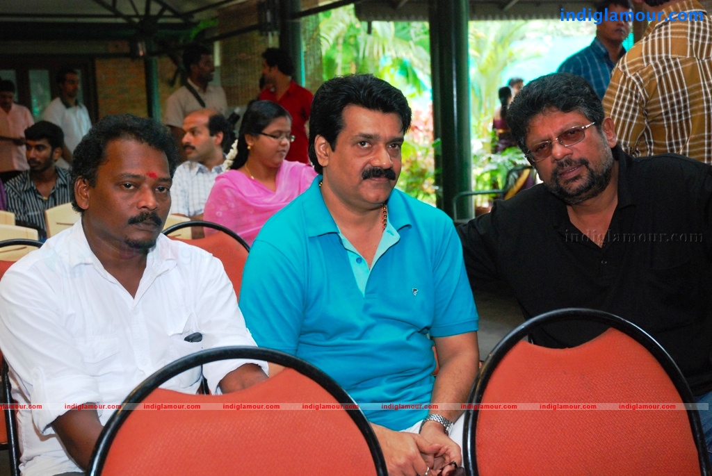 Fathers Day Movie Pooja Event hd photo