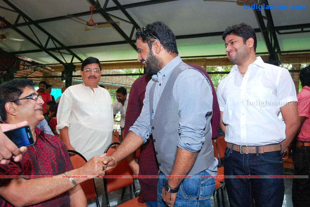 Fathers Day Movie Pooja Event hd photo