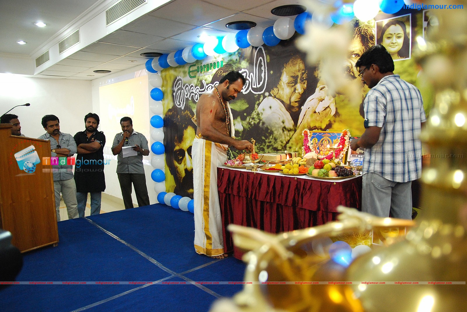 Kaattu Paranja Kadha Movie Pooja Event hd photo