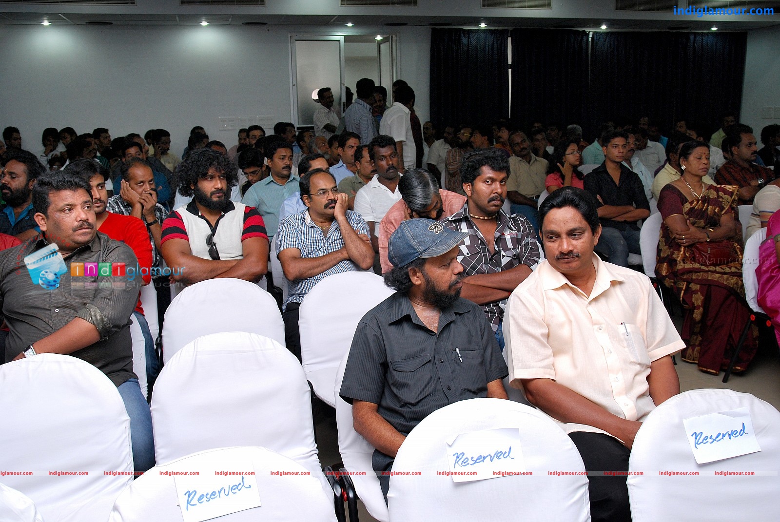 Kaattu Paranja Kadha Movie Pooja Event hd photo