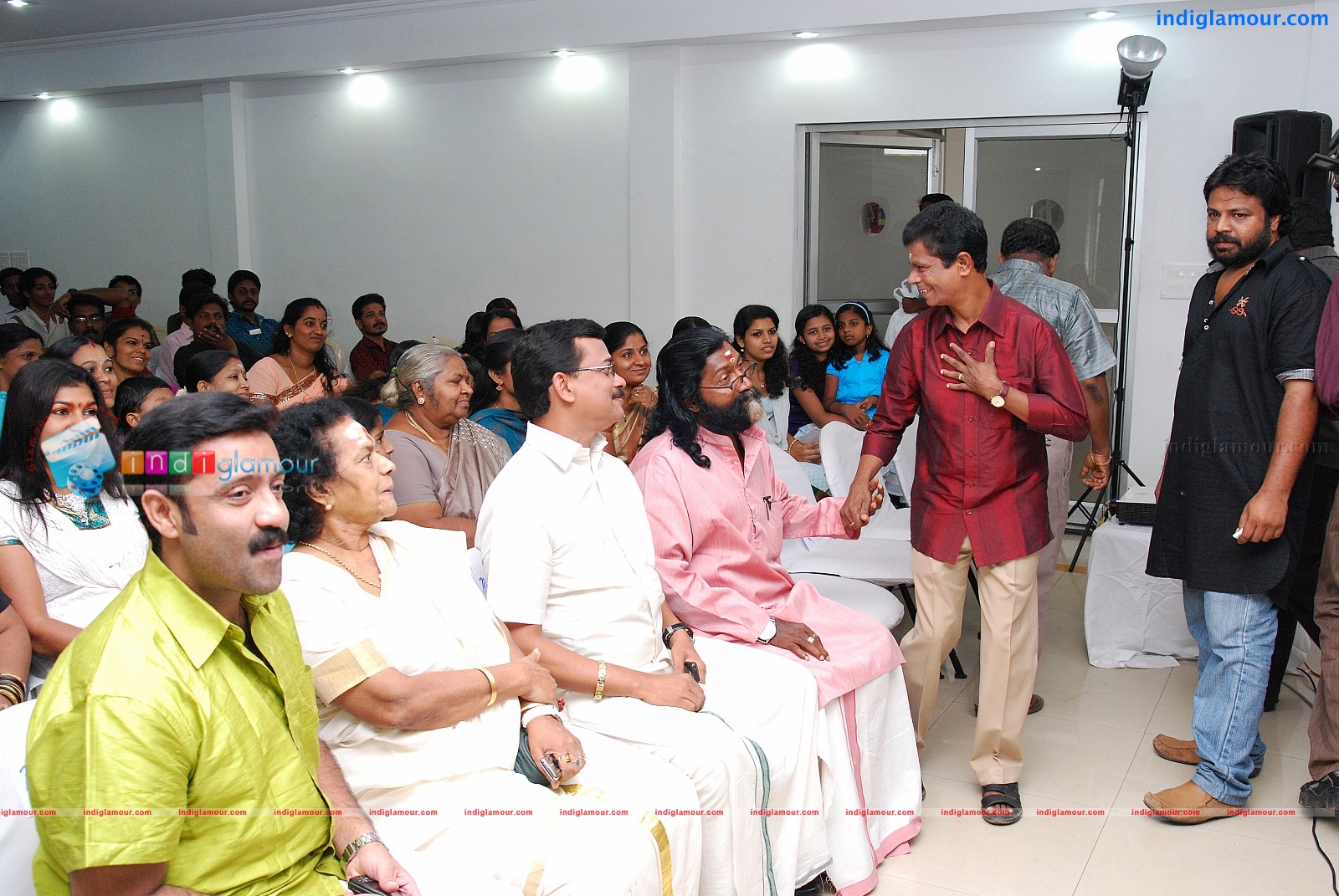 Kaattu Paranja Kadha Movie Pooja Event hd photo