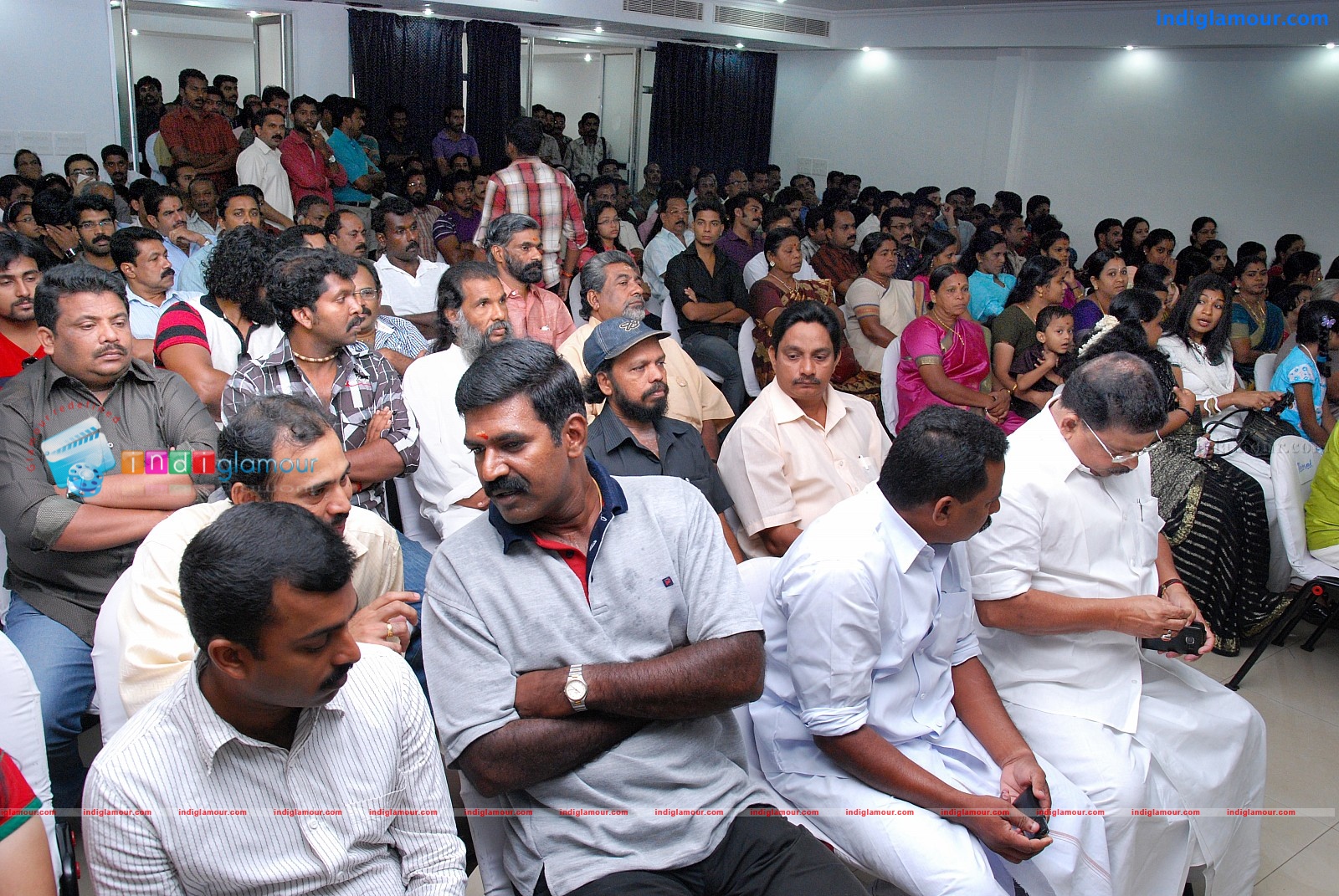 Kaattu Paranja Kadha Movie Pooja Event hd photo
