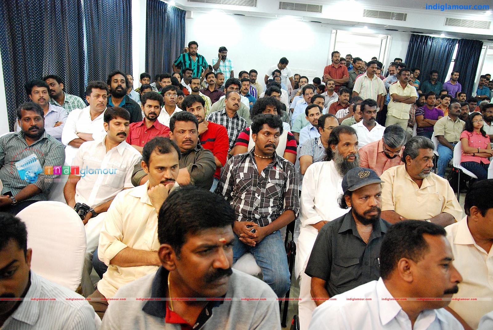 Kaattu Paranja Kadha Movie Pooja Event hd photo