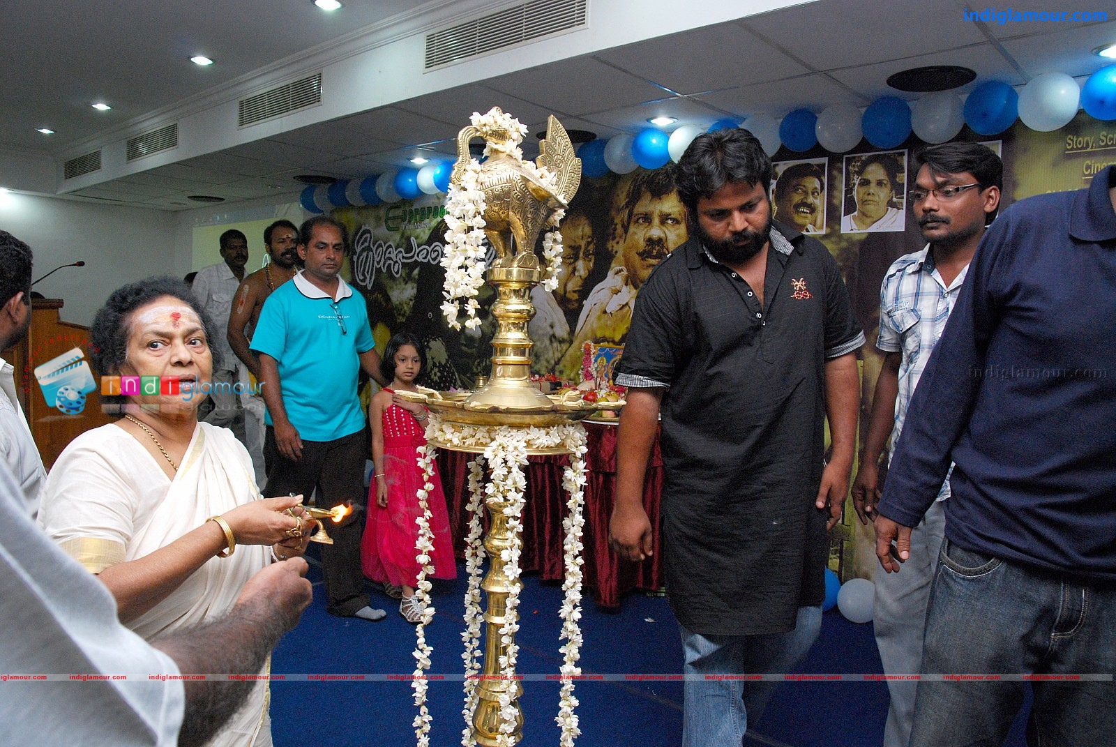 Kaattu Paranja Kadha Movie Pooja Event hd photo
