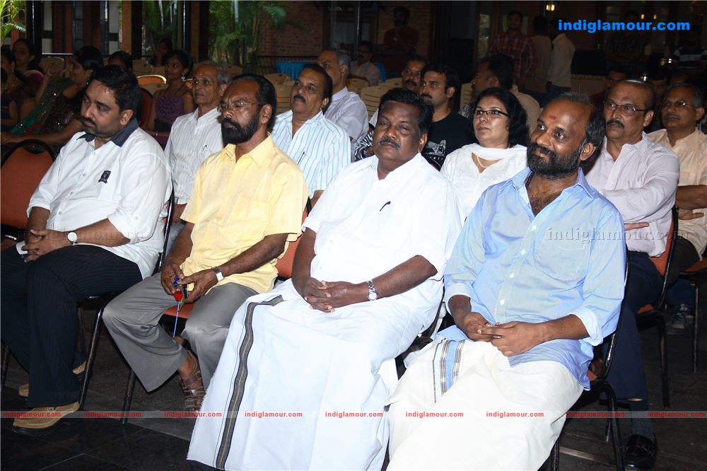 Lucky Jokers Movie Pooja Event hd photo