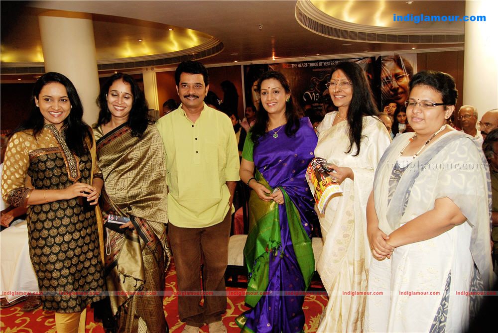 Naayika Movie Pooja Event hd photo