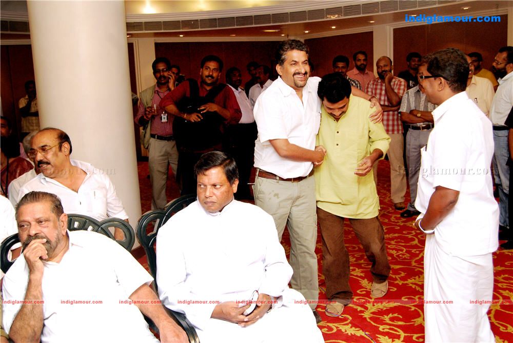 Naayika Movie Pooja Event hd photo