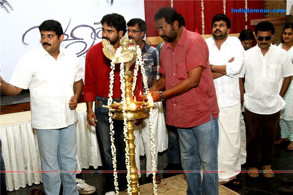 Suhruthu Movie Pooja Event hd photo