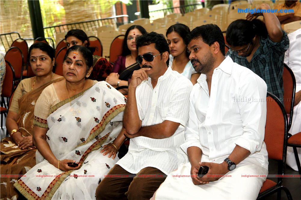 Suhruthu Movie Pooja Event hd photo