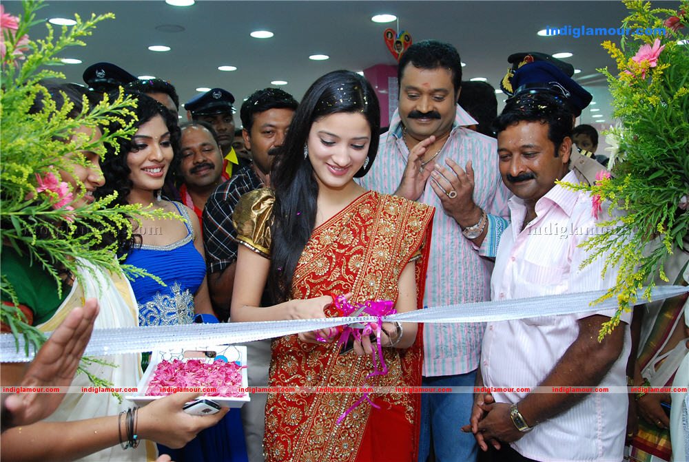 Wedland Silks And Sarees Inauguration at Kollam Event hd photo