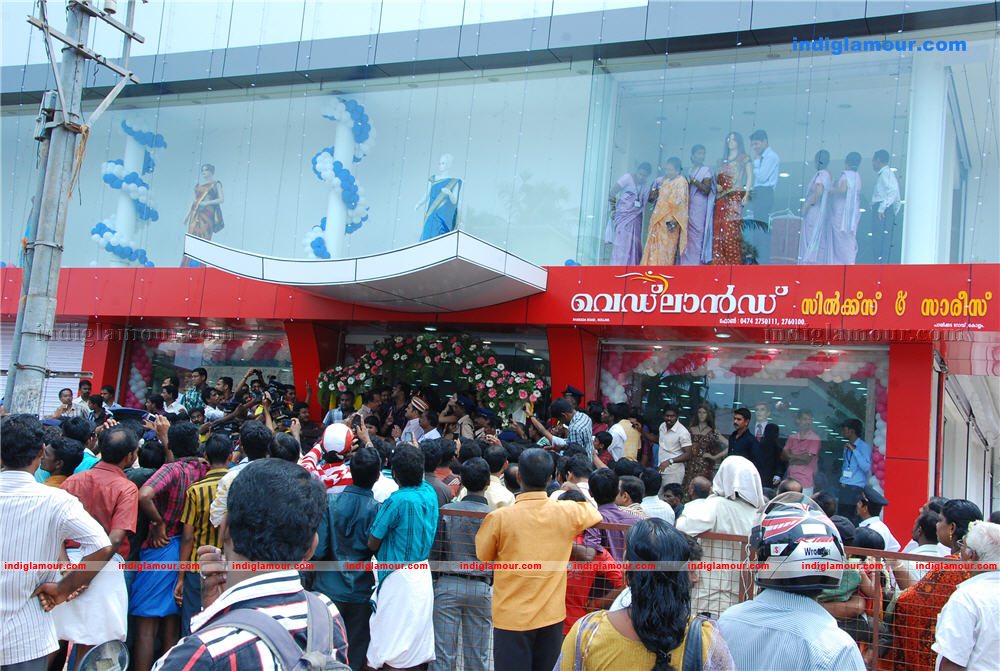 Wedland Silks And Sarees Inauguration at Kollam Event hd photo