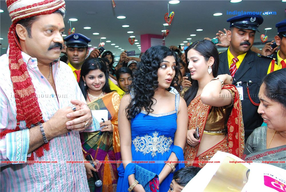 Wedland Silks And Sarees Inauguration at Kollam Event hd photo