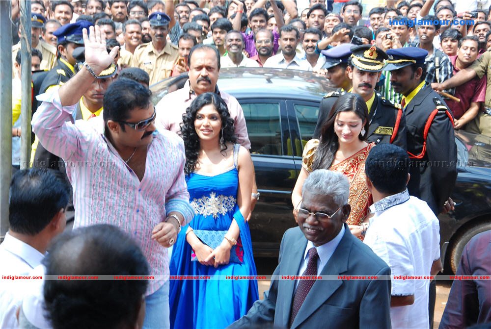 Wedland Silks And Sarees Inauguration at Kollam Event hd photo