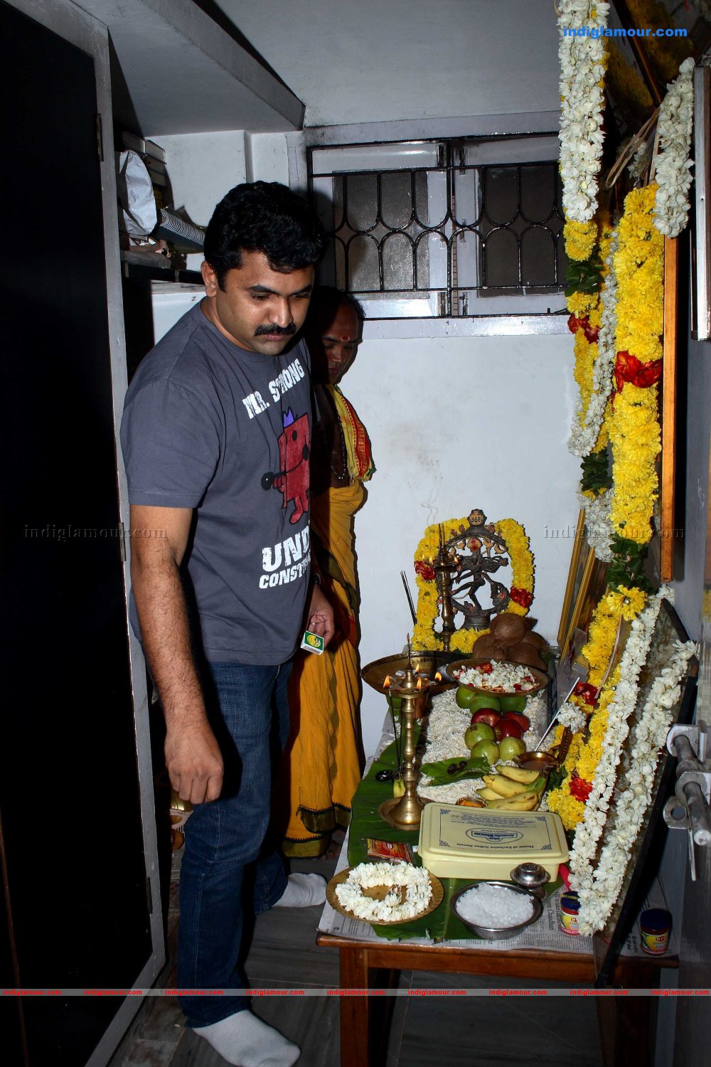 Spanish Masala Song Recording Pooja Event hd photo
