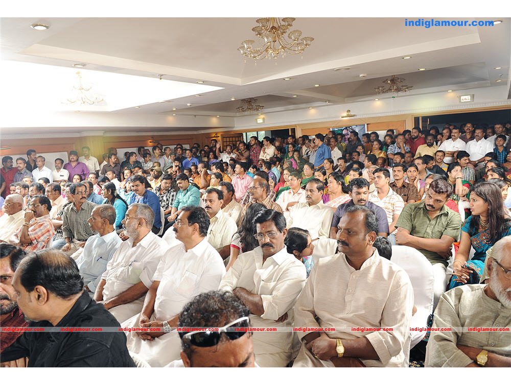 Oru Kudamba Chitram Malayalam Movie Pooja Event hd photo