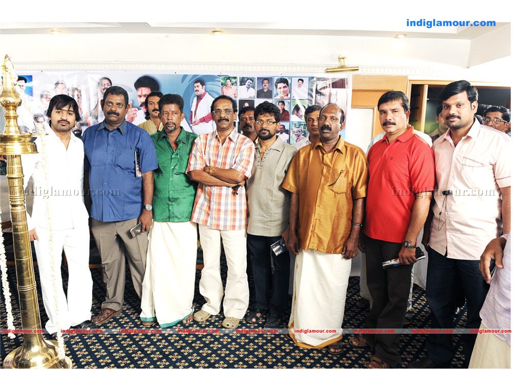 Oru Kudamba Chitram Malayalam Movie Pooja Event hd photo
