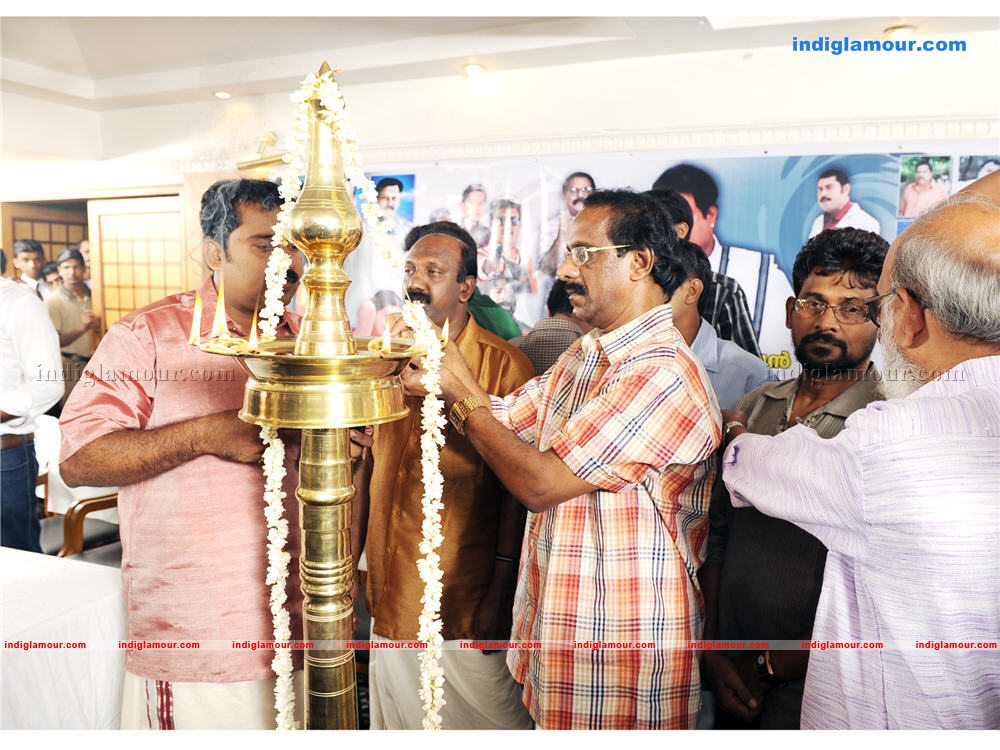 Oru Kudamba Chitram Malayalam Movie Pooja Event hd photo